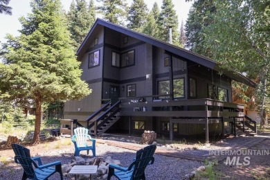 Payette Lake Home For Sale in Mccall Idaho