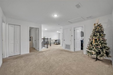 MOTIVATED SELLER!! Welcome to this stunning 2024-built residence - photo 26
