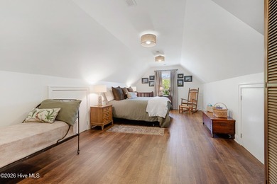 Immaculate 3-bedroom, 2.5-bath brick home with versatile bonus - photo 29