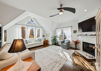 Tranquil Waterfront Estate with Unmatched Multigenerational - photo 33