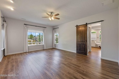 Turn-key and like-new, this Craftsman sits at the end of a quiet - photo 33