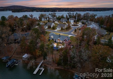 Tranquil Waterfront Estate with Unmatched Multigenerational - photo 44