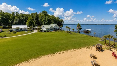 Incredible investment opportunity to own one of the most - photo 5