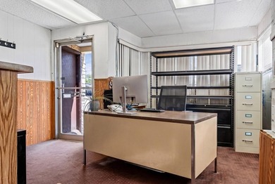 Endless possibilities with this flexible commercial space in - photo 14