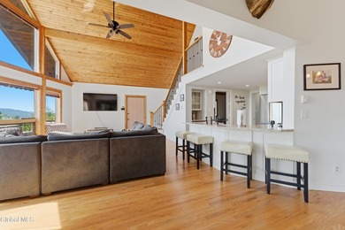 Fully renovated Bolton Landing home with a stunning view of Lake - photo 7