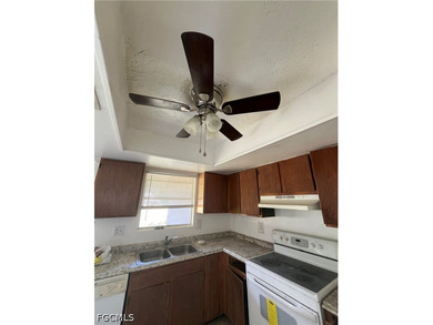 Unlock a rare investment opportunity with this unique 4-unit - photo 8