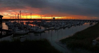 One of the only slips in the Marina with its on finger to dock - photo 4