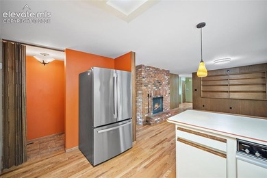 Welcome to this exceptional 5-bedroom, 3-bathroom home in Skyway - photo 8