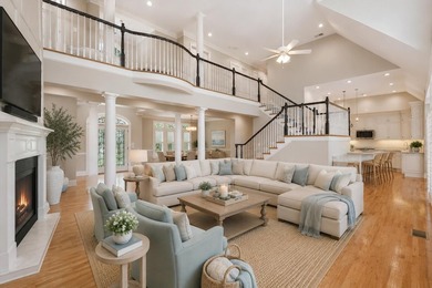 Welcome to this elegant Southern estate situated on a pristine - photo 4
