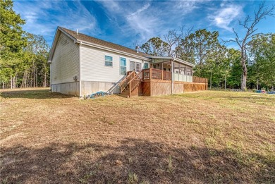 Back on the market at no fault of the property!! GORGEOUS LAKE - photo 17