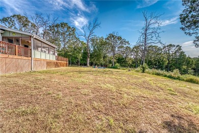 Back on the market at no fault of the property!! GORGEOUS LAKE - photo 18