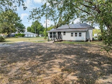 Don't miss this remodeled office building located in a - photo 21