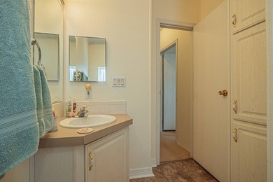 AMAZING OPPORTUNITY! TURN KEY! PRICE REDUCED! THIS ONE CHECKS A - photo 34