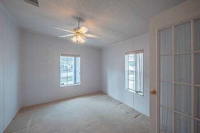 AMAZING OPPORTUNITY! TURN KEY! PRICE REDUCED! THIS ONE CHECKS A - photo 36