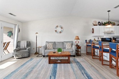 Your perfect lakeside escape awaits on Lake Barkley! This fully - photo 10
