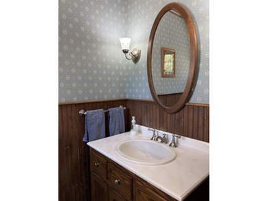Discover your perfect year-round retreat on Lake Champlain with - photo 44