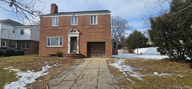 Attention all cash buyers, developers, and renovation - photo 1