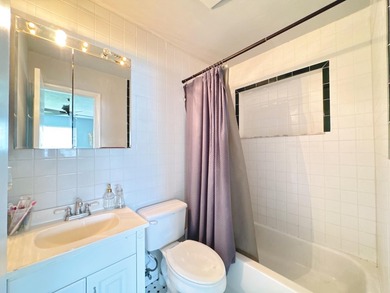 This property without HOA, located near shopping, dining - photo 15