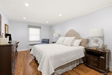 Beautifully Renovated Expanded Ranch Nested On A Quiet - photo 16