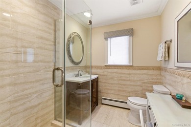 Beautifully Renovated Expanded Ranch Nested On A Quiet - photo 17