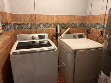This property without HOA, located near shopping, dining - photo 18
