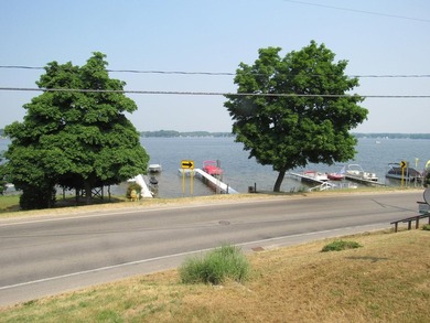 Enjoy life on 790-acre all-sports Chippewa Lake with this fully - photo 31