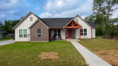 Lake Home For Sale in Granbury, Texas
