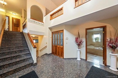 Discover a truly unique Millbrook estate set on over 6 acres - photo 4
