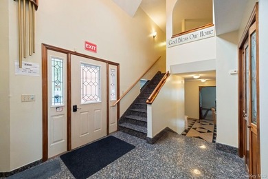 Discover a truly unique Millbrook estate set on over 6 acres - photo 5
