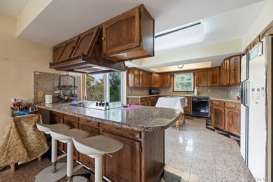 Discover a truly unique Millbrook estate set on over 6 acres - photo 8