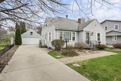 Additional listing photo 1