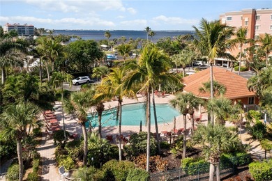 Caloosahatchee River Condo For Sale in Fort Myers Florida
