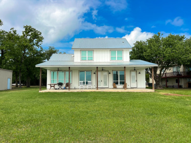 Lake Limestone Farmhouse Dream - photo 2