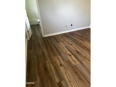 Walk to Historic downtown Dandridge from this 3-bedroom home - photo 12