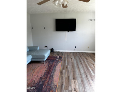 Walk to Historic downtown Dandridge from this 3-bedroom home - photo 13
