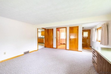 Welcome to 4611 Elton Road, a place where there's room to - photo 14