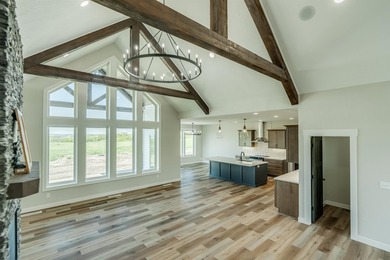 Stunning Custom Lakefront Home on Garrison Bay - Move-In Ready! - photo 16