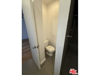 250 3rd Avenue, an eight-unit multifamily property situated in - photo 18
