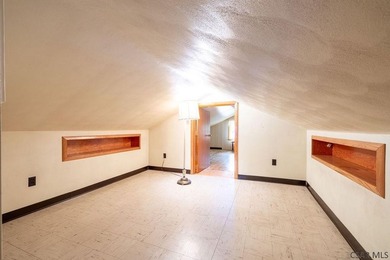 Welcome to 4611 Elton Road, a place where there's room to - photo 20