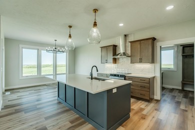 Stunning Custom Lakefront Home on Garrison Bay - Move-In Ready! - photo 21