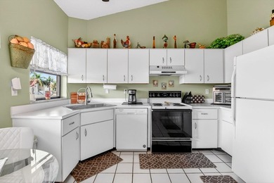 New Roof! No special assessments! Condo has a beautiful golf - photo 22