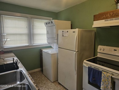Turnkey, fully furnished property currently operating as a - photo 23