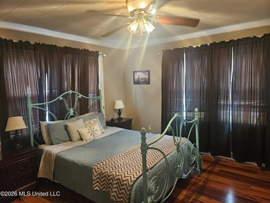 Turnkey, fully furnished property currently operating as a - photo 25