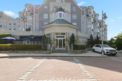 Welcome to resort-style living at The Harbors at Haverstraw! - photo 27