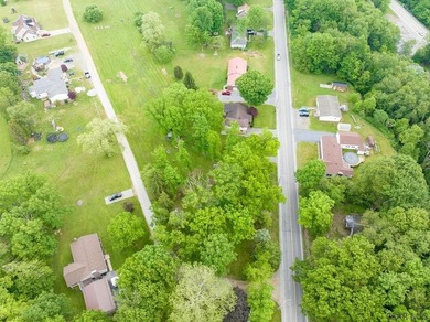 Welcome to 4611 Elton Road, a place where there's room to - photo 28