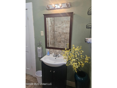 Turnkey, fully furnished property currently operating as a - photo 30