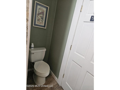 Turnkey, fully furnished property currently operating as a - photo 32