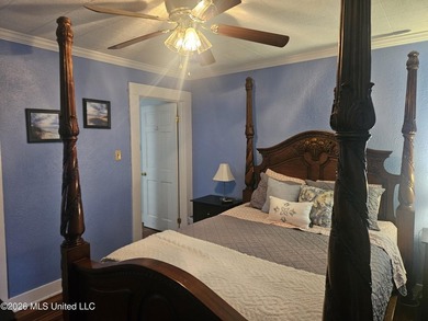 Turnkey, fully furnished property currently operating as a - photo 35