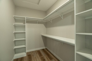Stunning Custom Lakefront Home on Garrison Bay - Move-In Ready! - photo 39