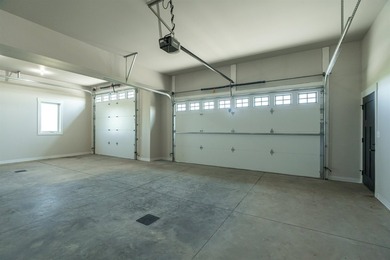 Stunning Custom Lakefront Home on Garrison Bay - Move-In Ready! - photo 47